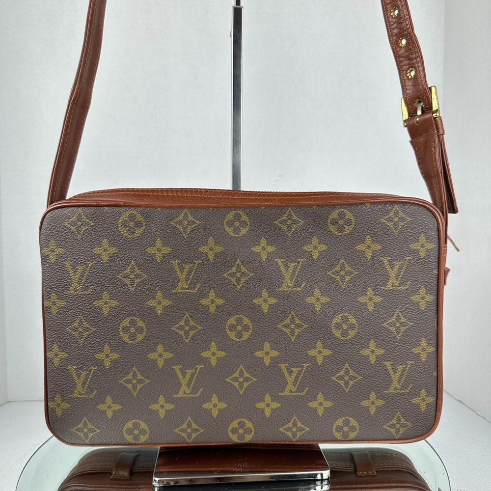 PYMT 1-LOUIS VUITTON MONOGRAM CANVAS SHOULDER BAG - Picture 10 of 12